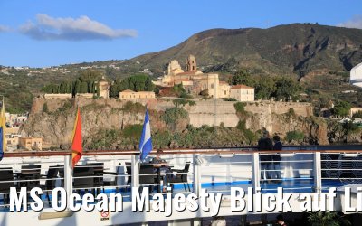 MS Ocean Majesty Blick auf Lipari 11.10.2017