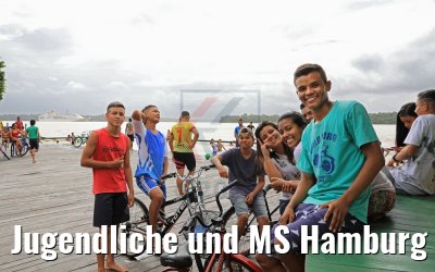 Jugendliche und MS Hamburg Afúa 04.02.2018