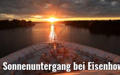 Sonnenuntergang bei Eisenhower Schleuse St.-Lawrence river 02.10.2019