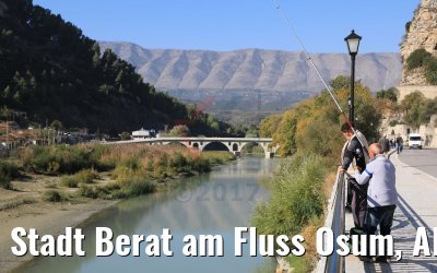 Stadt Berat am Fluss Osum, Albanien 13.10.2017