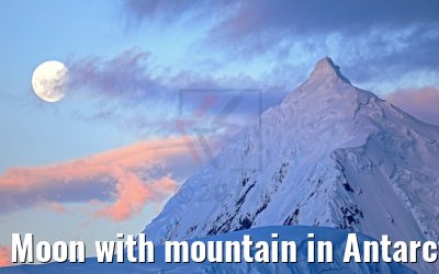 Moon with mountain in Antarctica 09.01.2017