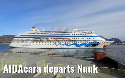 AIDAcara departs Nuuk