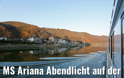 MS Ariana Abendlicht auf der Donau 28.03.2015