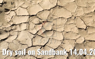 Dry soil on Sandbank 14.04.2017