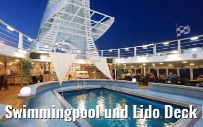 Swimmingpool und Lido Deck MS Ocean Majesty abends