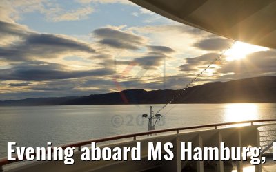 Evening aboard MS Hamburg, Kangerlussuaq