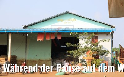 Während der Pause auf dem Weg nach Siem Reap 17.04.2017