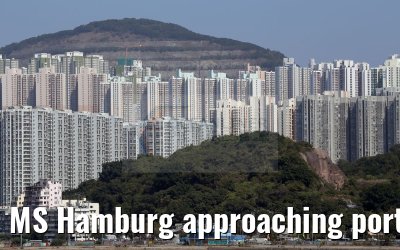 MS Hamburg approaching port of Hongkong 09.02.2016