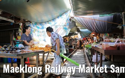 Maeklong Railway Market Samut Songkhram 21.04.2017