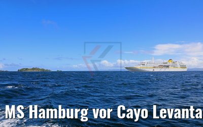 MS Hamburg vor Cayo Levantado 18.02.2018