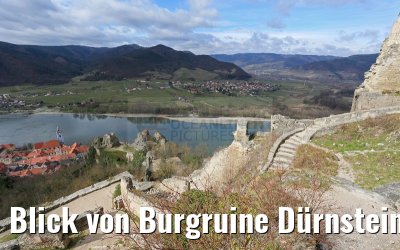Blick von Burgruine Dürnstein auf Rossatz an der Donau 29.03.2015