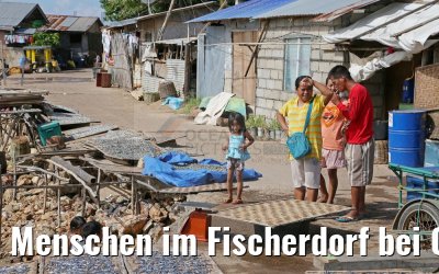 Menschen im Fischerdorf bei Coron, Philippinen 15.02.2016
