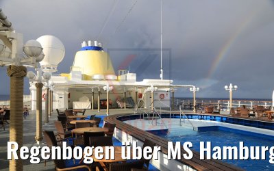 Regenbogen über MS Hamburg