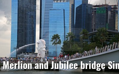 Merlion and Jubilee bridge Singapore 30.01.2016