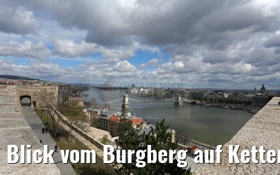 Blick vom Burgberg auf Kettenbruecke und Parlament in Budapest 01.04.2015
