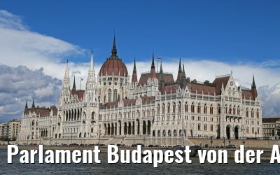 Parlament Budapest von der Ariana aus gesehen 01.04.2015