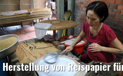 Herstellung von Reispapier für Spring Rolls, Cai Be Vietnam 09.04.2017