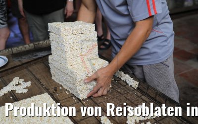 Produktion von Reisoblaten in Cai Be, Vietnam 09.04.2017