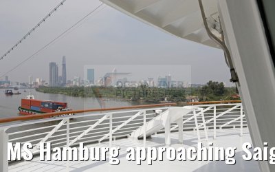 MS Hamburg approaching Saigon 02.02.2016