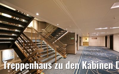 Treppenhaus zu den Kabinen Deck 9 MS Britannia