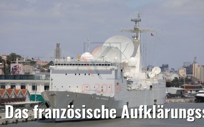 Das französische Aufklärungsschiff Monge in Lissabon
