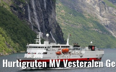 Hurtigruten MV Vesteralen Geirangerfjord 16. June 2014