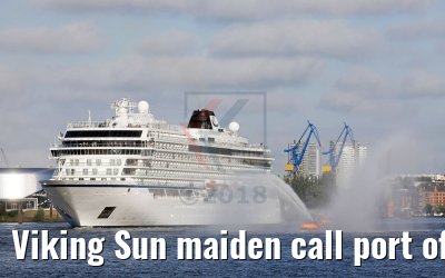 Viking Sun maiden call port of Hamburg with water fountains 04.07.2018