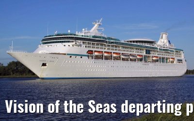 Vision of the Seas departing port of Amsterdam, 29. May 2009
