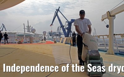 Independence of the Seas drydock Hamburg, April 25, 2013