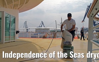 Independence of the Seas drydock Hamburg, April 25, 2013