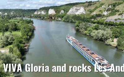 VIVA Gloria and rocks Les Andelys