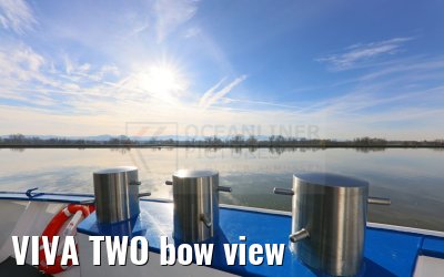 VIVA TWO bow view