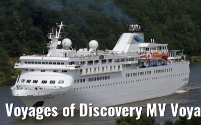 Voyages of Discovery MV Voyager, Kiel Canal transit 25. July 2014