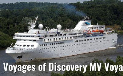 Voyages of Discovery MV Voyager, Kiel Canal transit 25. July 2014