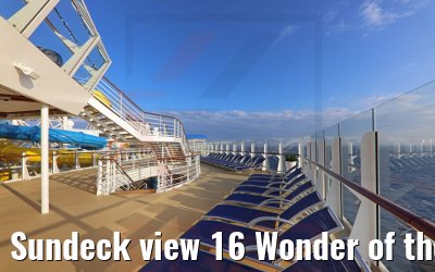Sundeck view 16 Wonder of the Seas