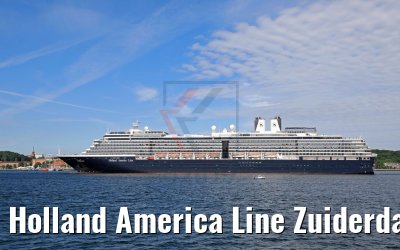 Holland America Line Zuiderdam 11.06.2017 arriving Kiel