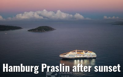 Hamburg Praslin after sunset