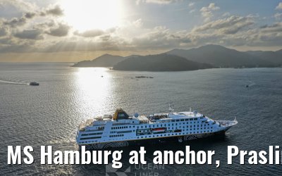 MS Hamburg at anchor, Praslin 23.02.2026