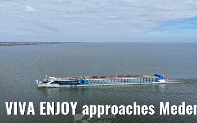VIVA ENJOY approaches Medemblik 01.04.2026